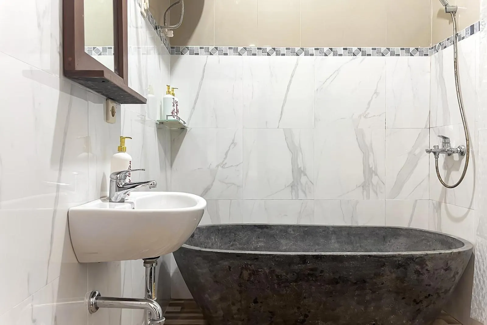 招待所 Twospaces Living At Villa Lemon Nusa Dua 努沙杜瓦 印尼